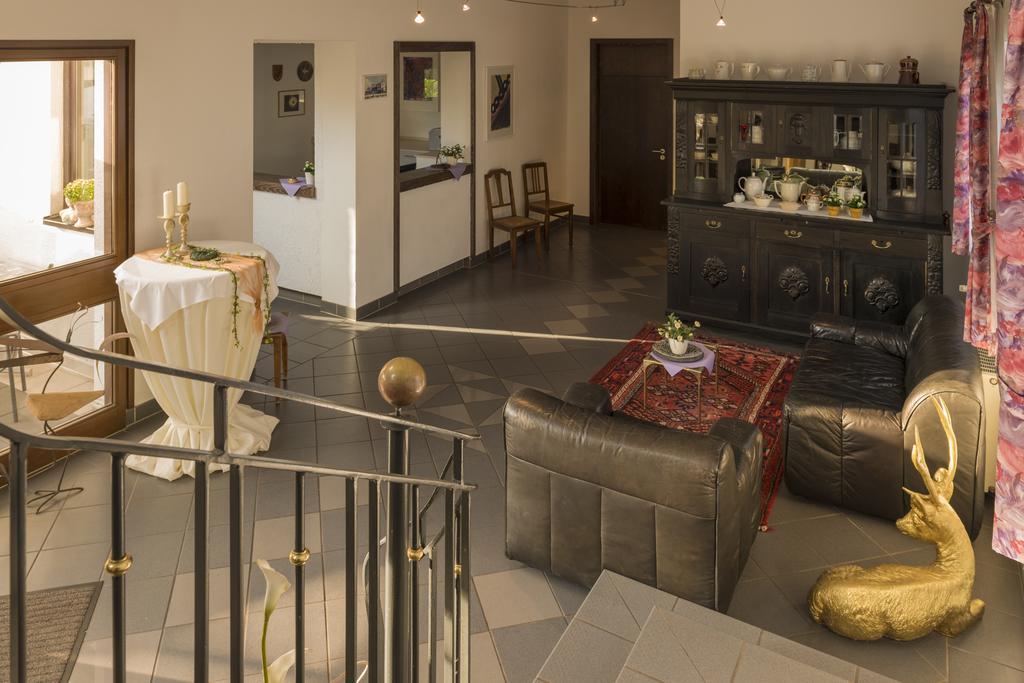Hotel Restaurant Haesfeld Überherrn Extérieur photo